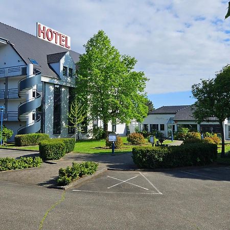 Hotel Restaurant La Tour Romaine - Haguenau - Strasbourg Nord Schweighouse-sur-Moder Kültér fotó