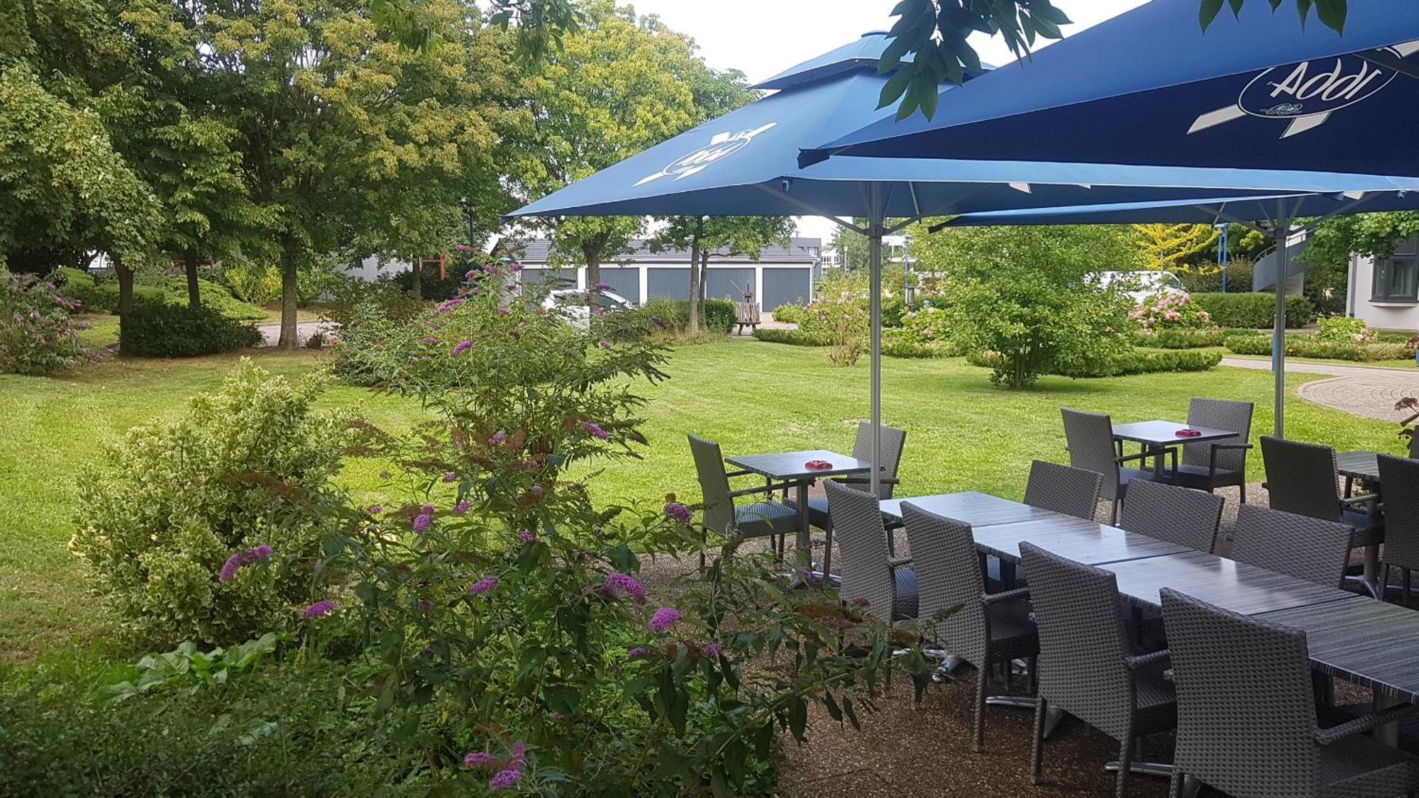 Hotel Restaurant La Tour Romaine - Haguenau - Strasbourg Nord Schweighouse-sur-Moder Kültér fotó