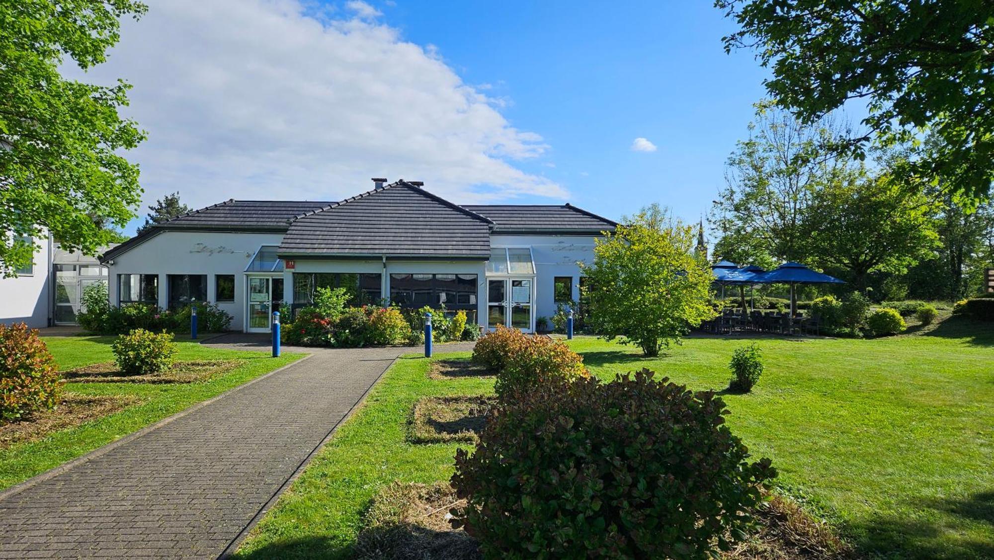 Hotel Restaurant La Tour Romaine - Haguenau - Strasbourg Nord Schweighouse-sur-Moder Kültér fotó