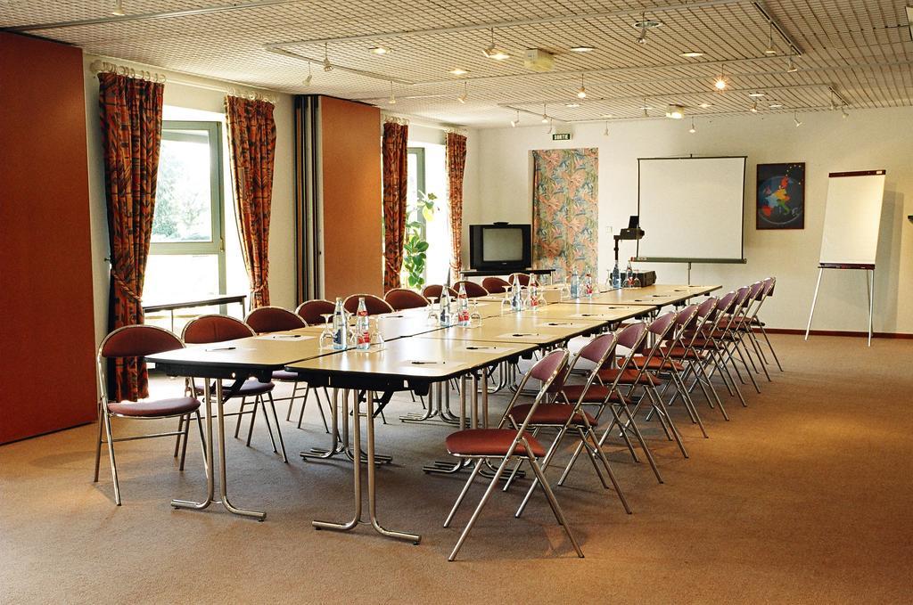 Hotel Restaurant La Tour Romaine - Haguenau - Strasbourg Nord Schweighouse-sur-Moder Kültér fotó